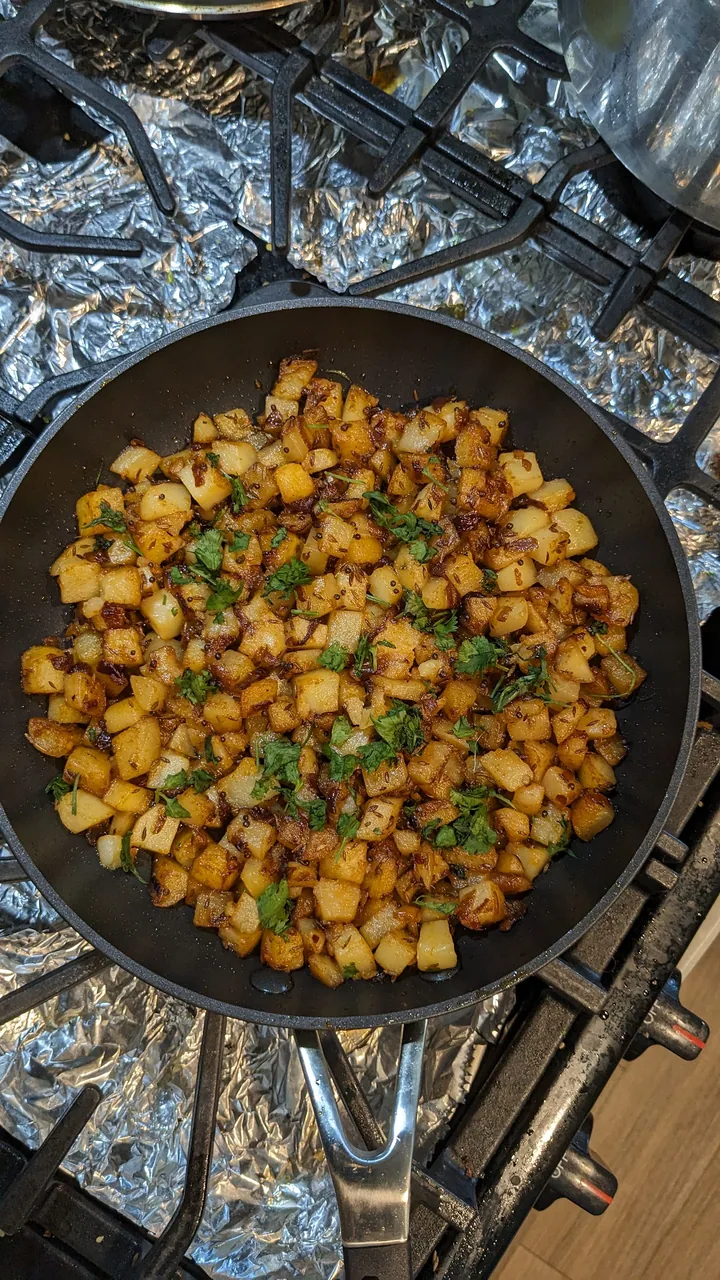 Fried potato + tomato dal (this is a combo I grew up enjoying back home).