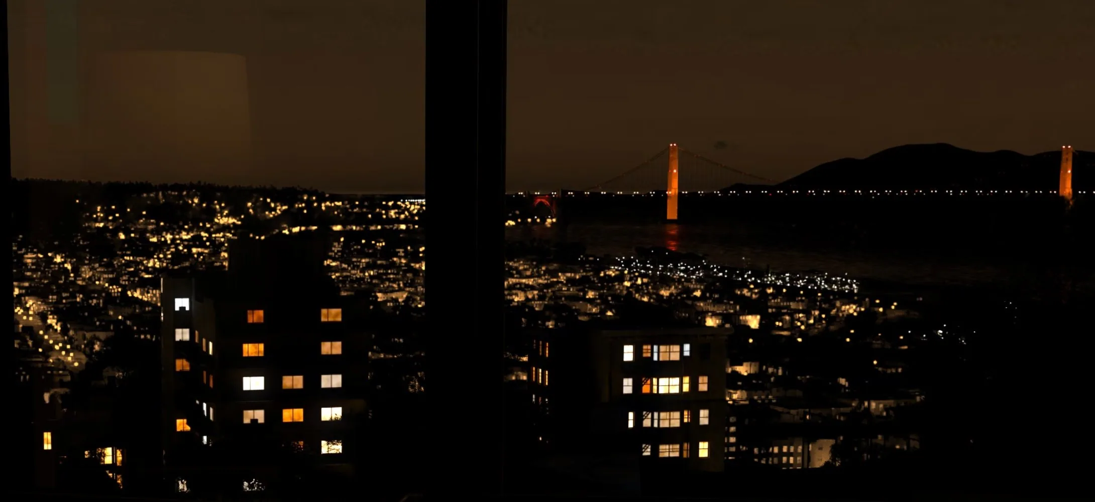 Night with the extra window layer